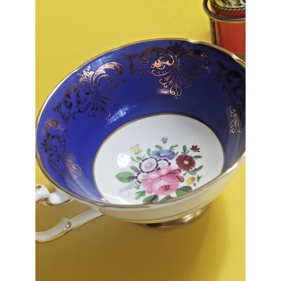 Vintage Paragon Bone China Cobalt Wide Mouth Teacup and Saucer Floral England - Picture 11 of 12